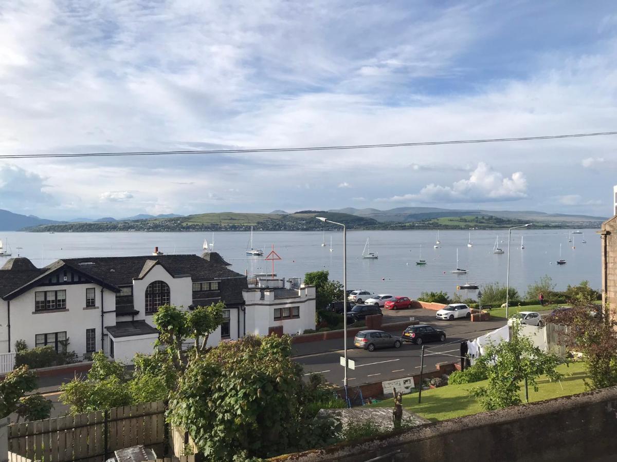 Beautiful 3-Bed Apartment In Gourock Dış mekan fotoğraf