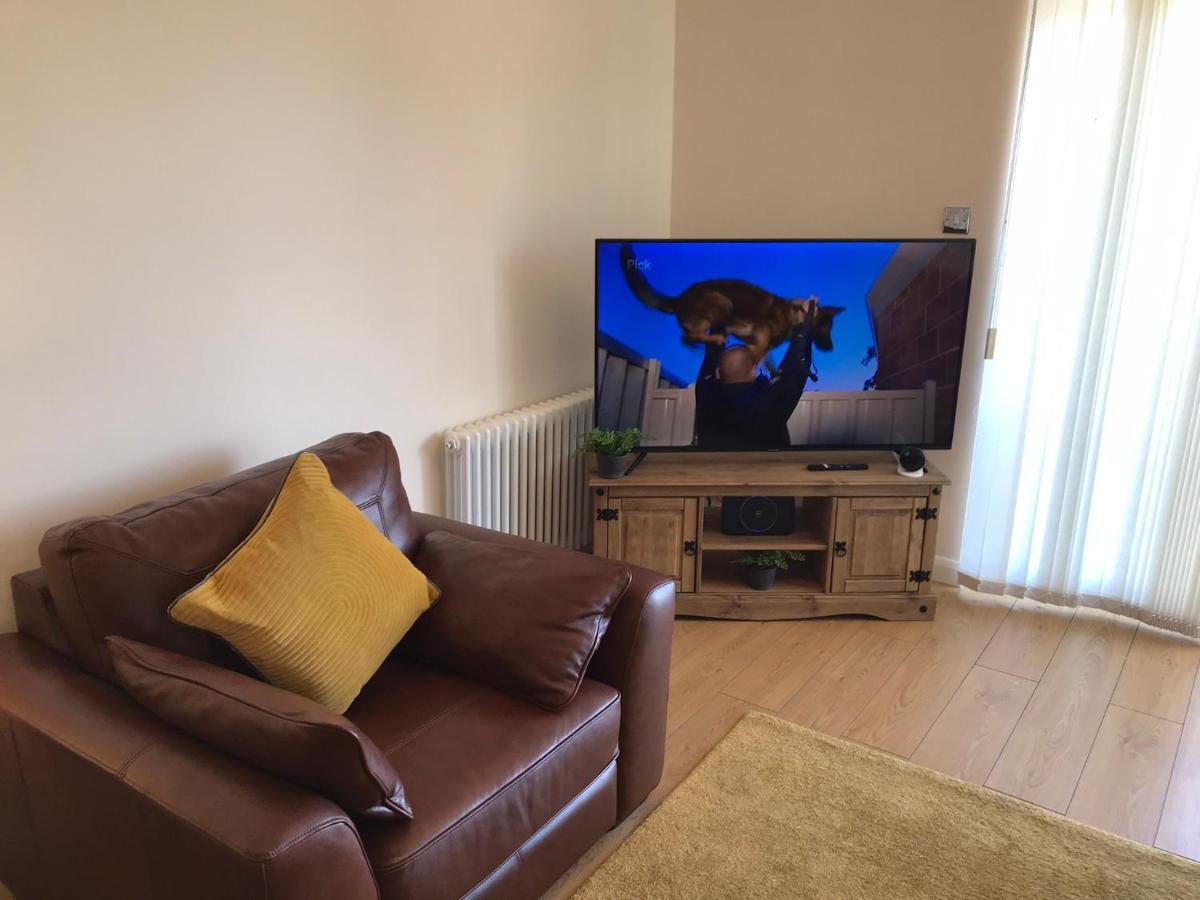 Beautiful 3-Bed Apartment In Gourock Dış mekan fotoğraf